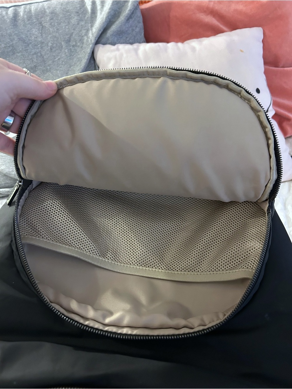 LULULEMON NEW PARENT BACKPACK 17L — BLACK - Picture 11 of 11